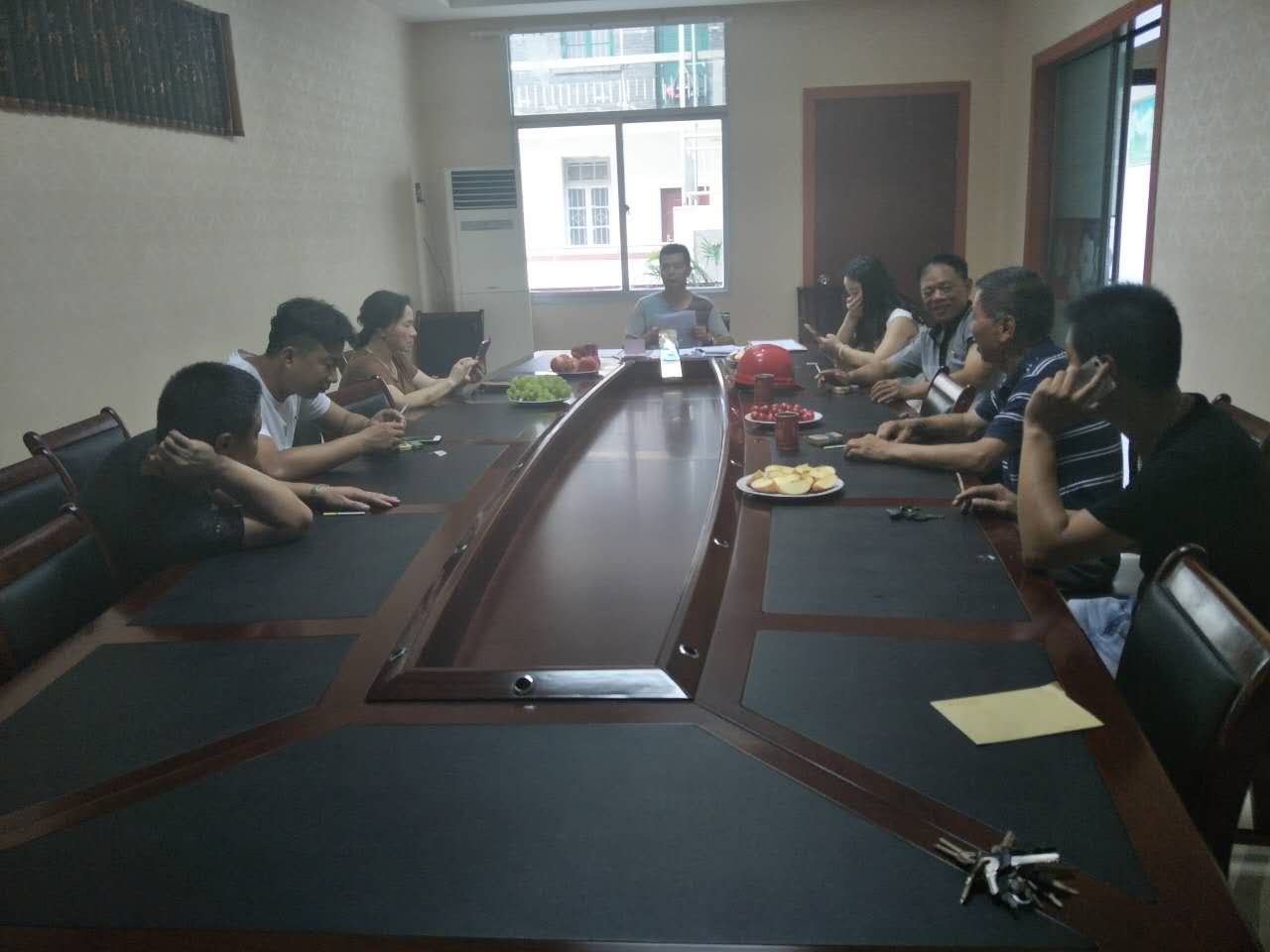 2017年7月1日黨員會議《會議主題：一、學(xué)習(xí)廖俊波找差距、抓落實主題組織生活會。二、學(xué)習(xí)袁毅同志在學(xué)習(xí)廖俊波同志先進事跡座談會上的講話。三、劉云山在福建調(diào)研時強調(diào)學(xué)習(xí)弘揚廖俊波同志崇高精神在為民實干中發(fā)揮先鋒模范作用的文章?！? onmousewheel=