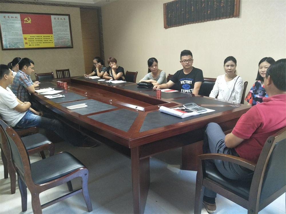 福建易順建筑工程有限公司2017年第一屆：“金秋助學，學子圓夢，誠信你我，感恩社會”