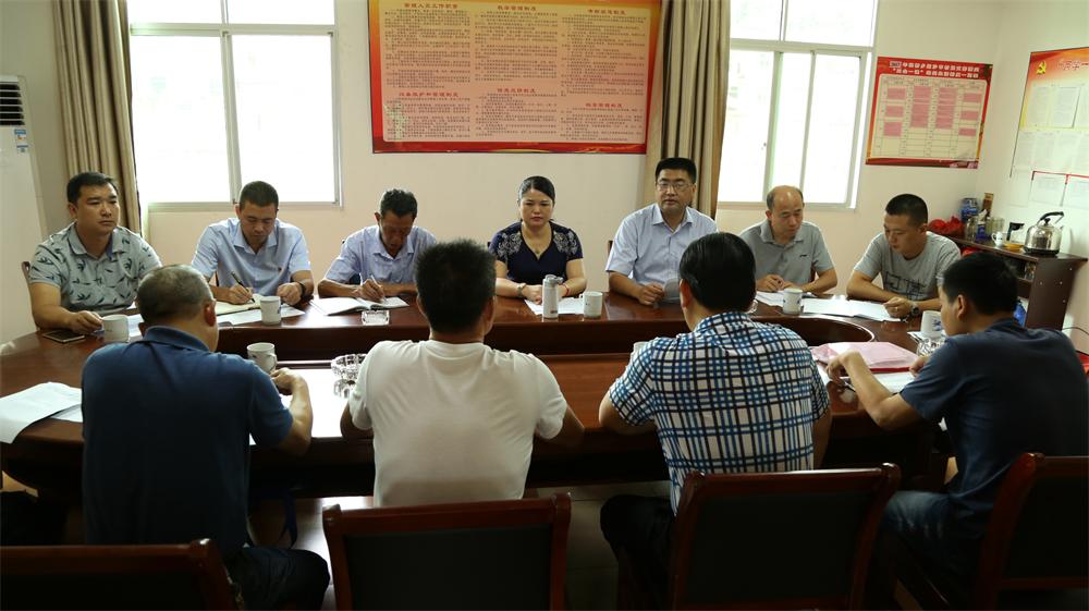 福建易順建筑工程有限公司“互動(dòng)聯(lián)動(dòng)、掛鉤幫扶”招沙甲村貧困戶(hù)捐贈(zèng)儀式