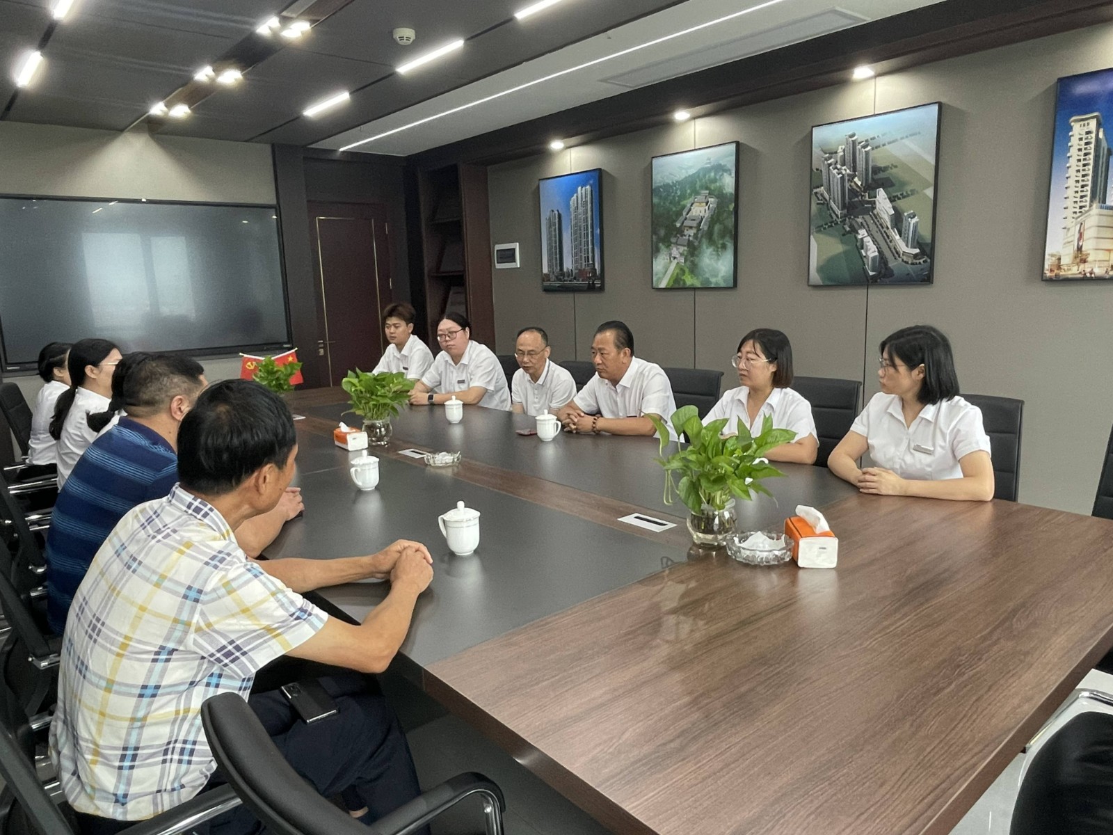 松溪縣人民法院深入企業(yè)，提供貼心指導(dǎo)助力企業(yè)發(fā)展