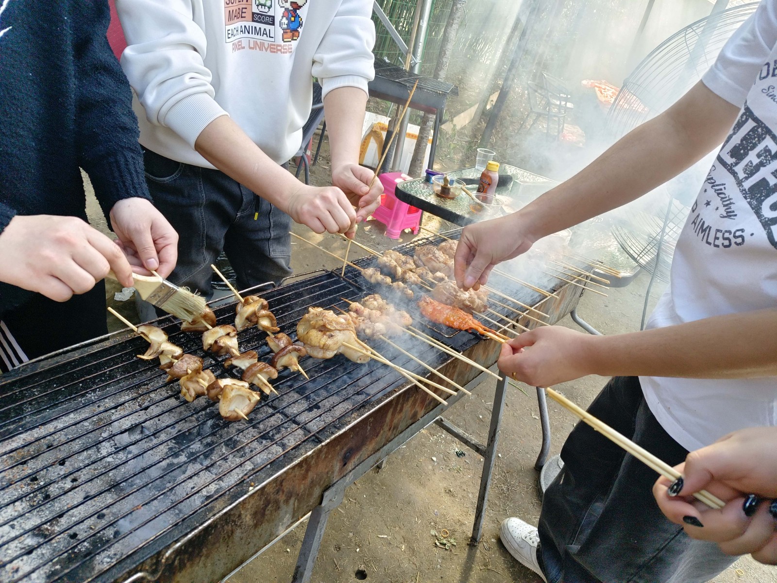 “攜手奮進(jìn)新征程，巾幗建工新時(shí)代”易順建工集團(tuán)舉行三八婦女節(jié)慶祝大會(huì)