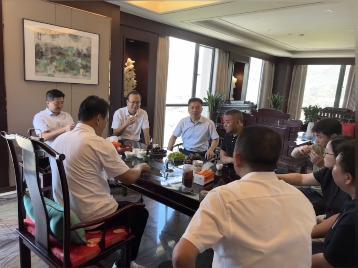 南平市住建局領(lǐng)導(dǎo)蒞臨易順建工集團(tuán)有限公司，共話建筑行業(yè)新機(jī)遇與挑戰(zhàn)