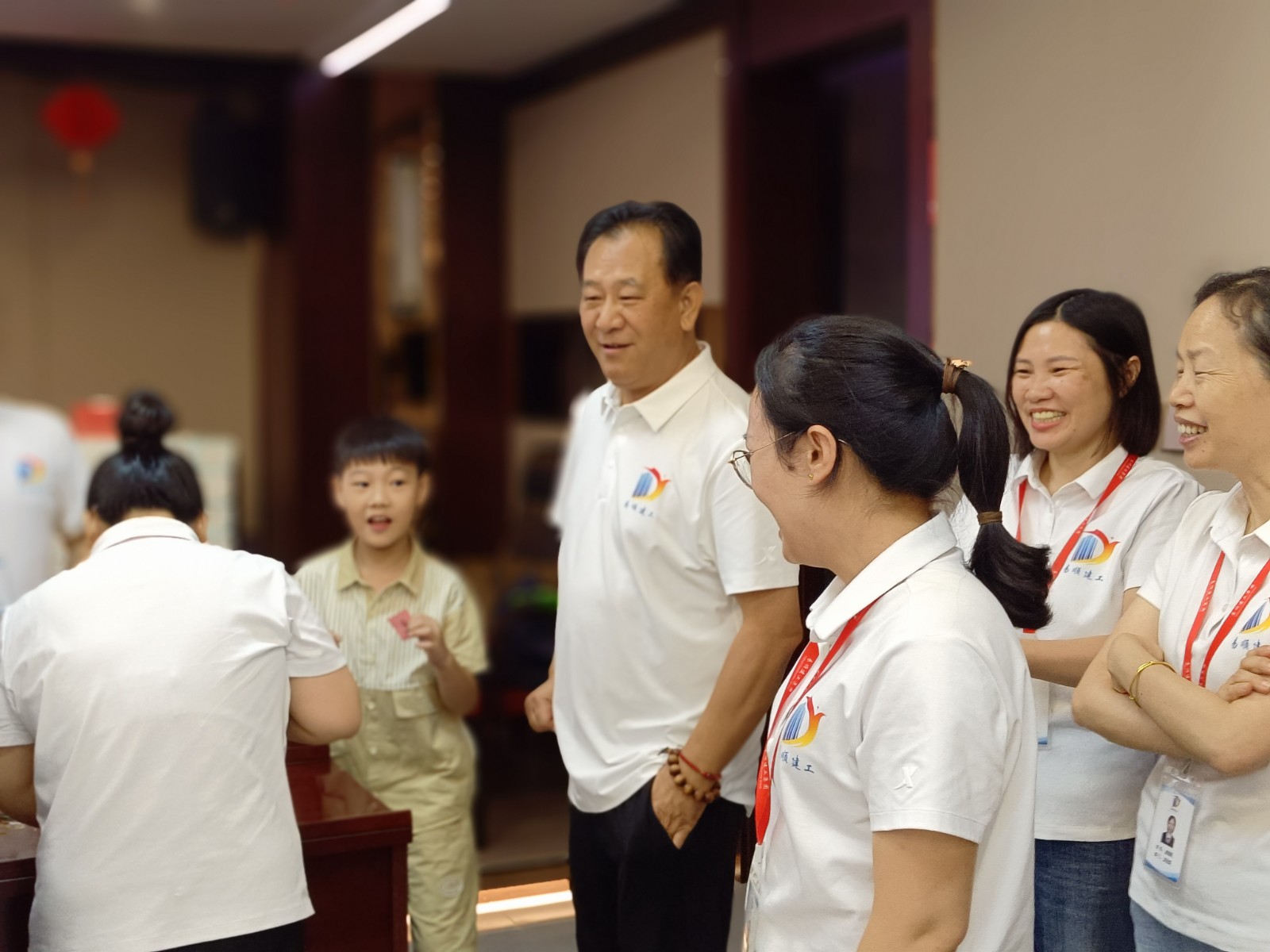 “易聚中秋團圓意,順啟事業(yè)新篇章”易順建工集團2024年中秋活動圓滿舉行