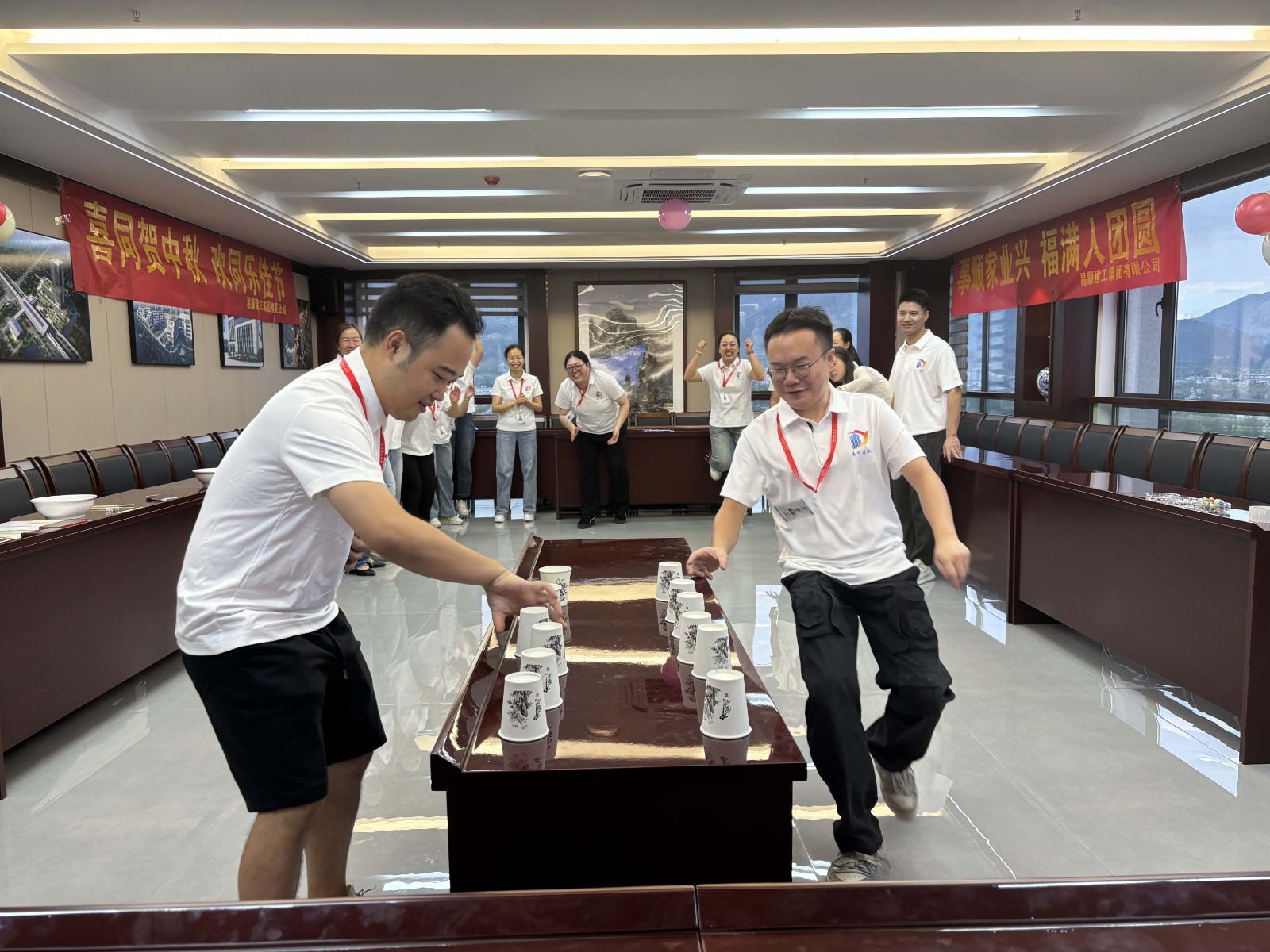 “易聚中秋團圓意,順啟事業(yè)新篇章”易順建工集團2024年中秋活動圓滿舉行