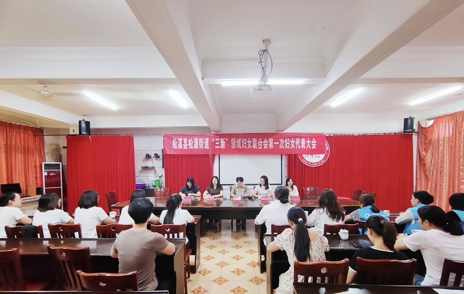 松源街道“三新”領域企業(yè)婦女聯(lián)合會、易順建工集團有限公司婦聯(lián)小組正式成立