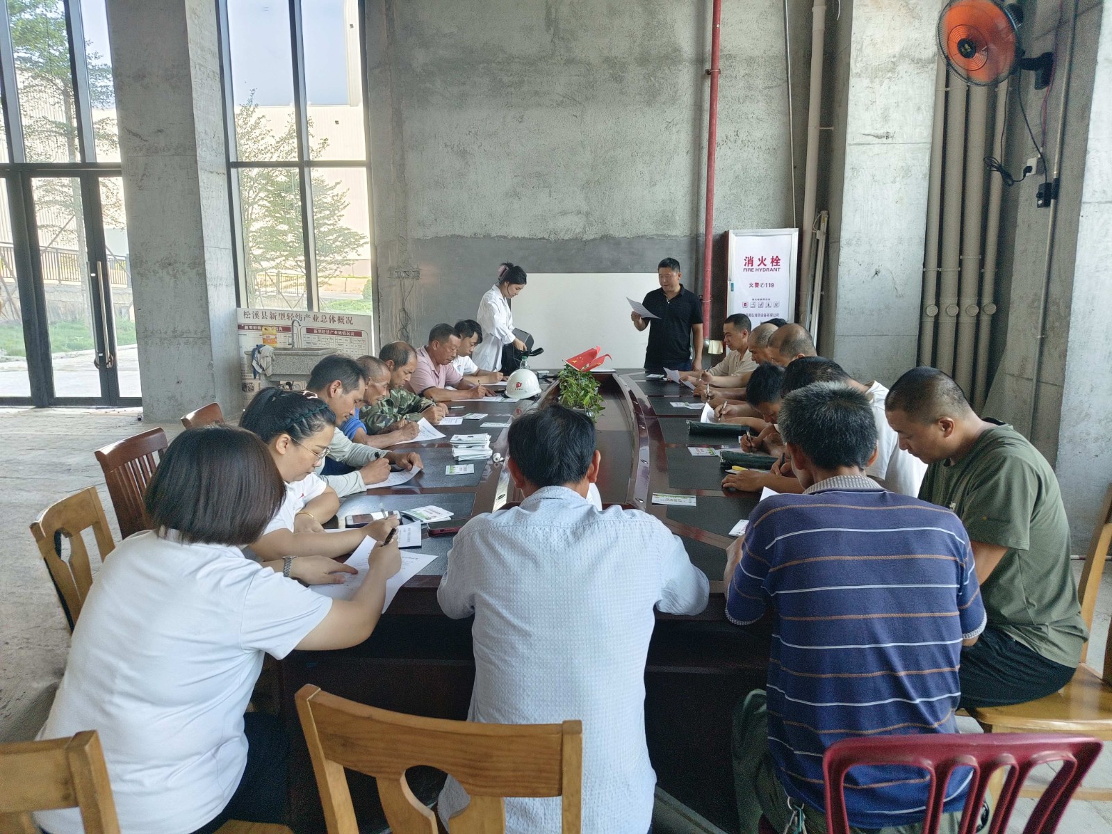 強(qiáng)化工傷預(yù)防培訓(xùn)，織密安全防護(hù)網(wǎng)